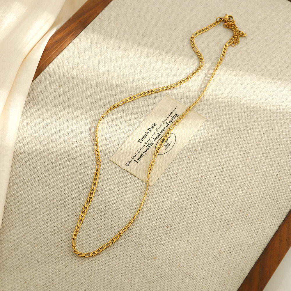 מארז 4 שרשראות הויראלי ״קליי״ | לוק חדש בכל יום - Pura Vida