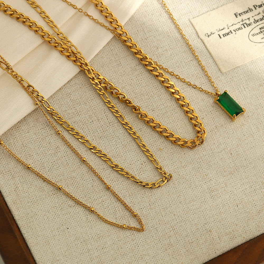 מארז 4 שרשראות הויראלי ״קליי״ | לוק חדש בכל יום - Pura Vida