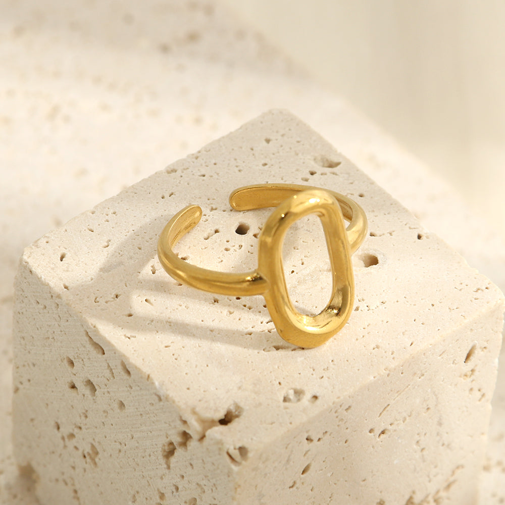 מארז 6 טבעות ״שירי״ | לוק חדש בכל יום - Pura Vida