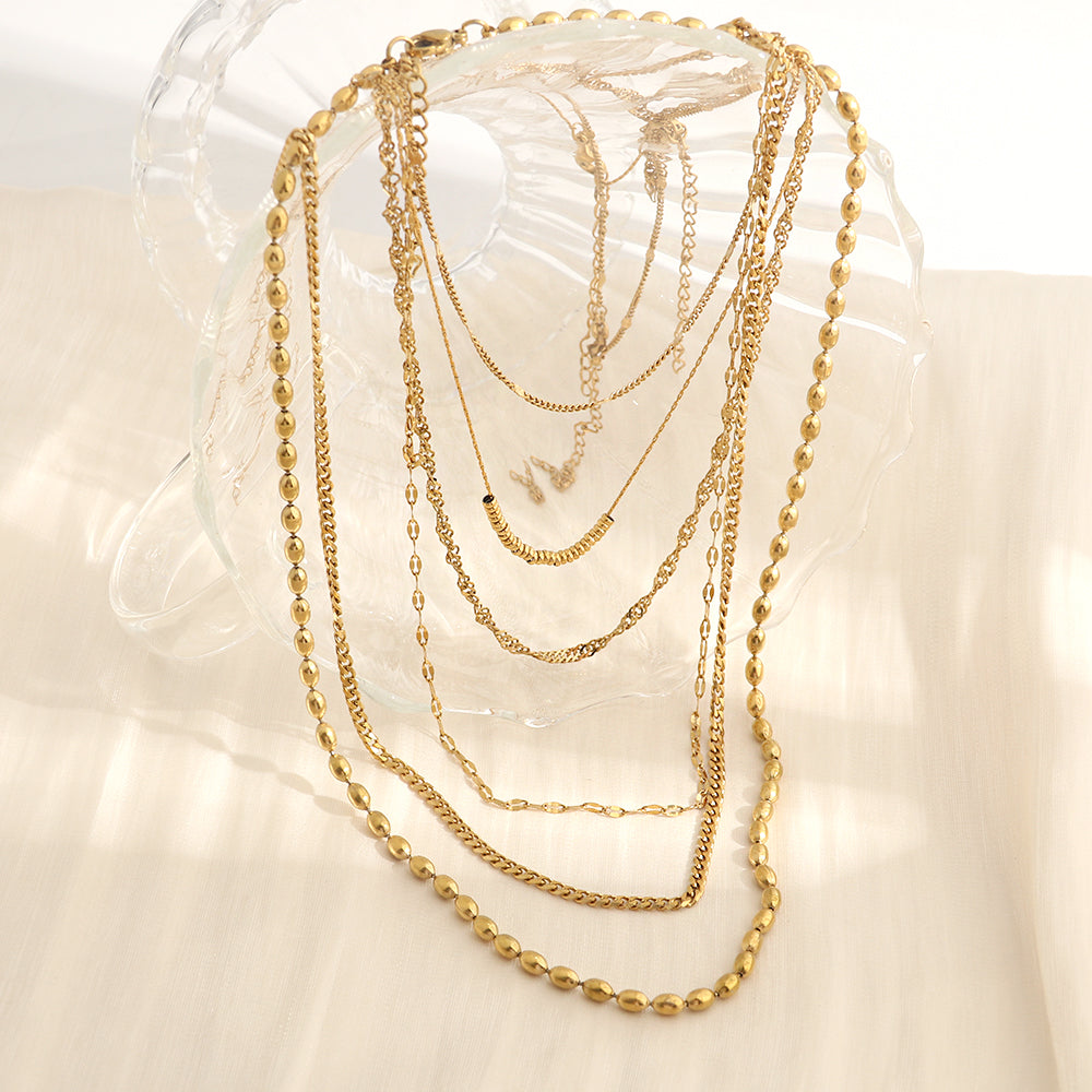 מארז 6 שרשראות הטרנדי ״לורין״ | לוק חדש בכל יום - Pura Vida