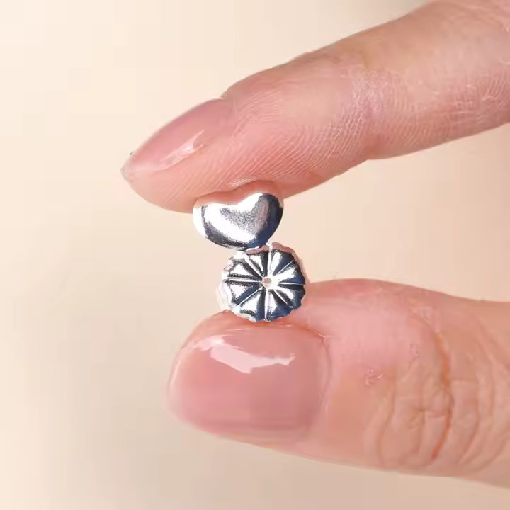 "Magic-Lift" - פתרון להרמת עגילים ואוזניים נפולות מבית ״פורה וידה״ - Pura Vida