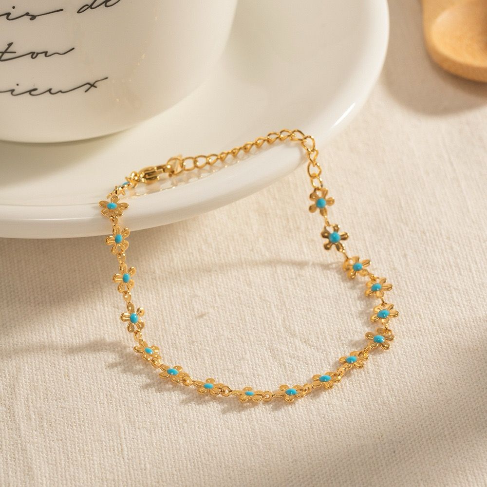 סט הפרחים ״ג׳יידי״ צמיד + שרשרת הויראלי | לוק אופנתי בשניות בלי להתאמץ - Pura Vida